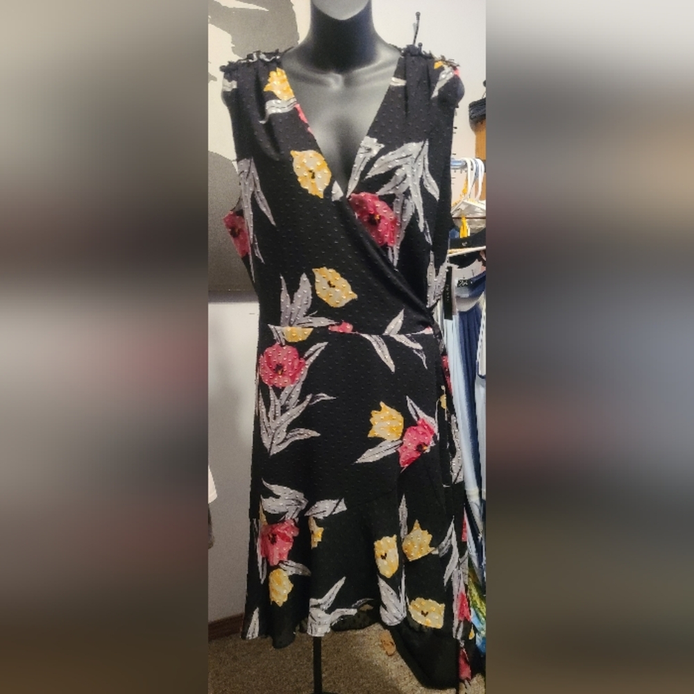 Stylish Black Floral Midi Dress